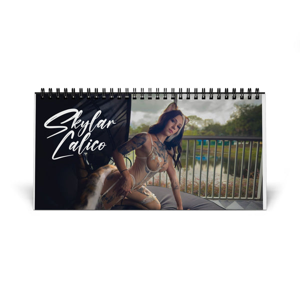 Desktop Calendar (2025 grid)